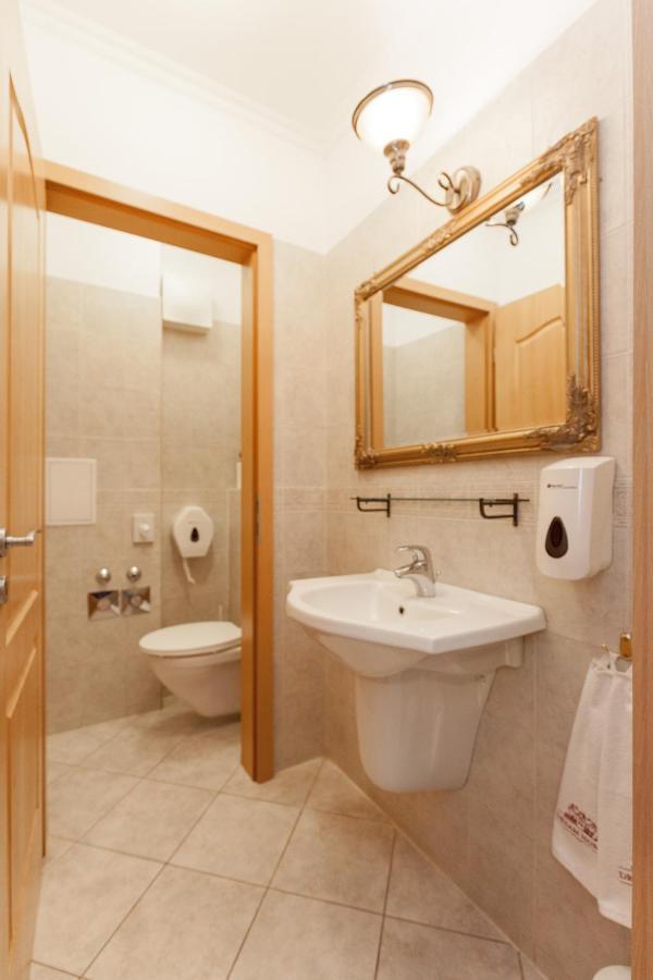 Gde Hollo Apartments Budapest Exterior foto