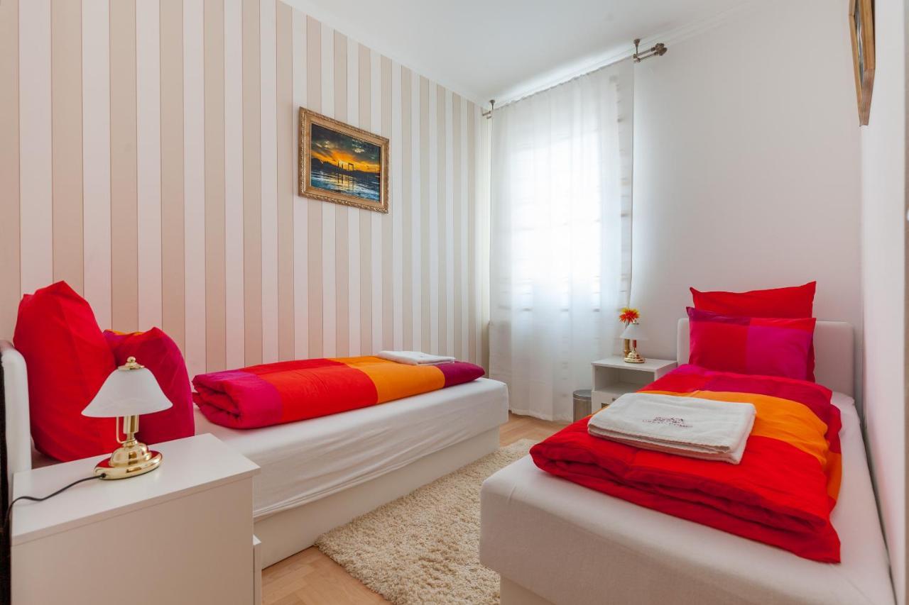 Gde Hollo Apartments Budapest Exterior foto