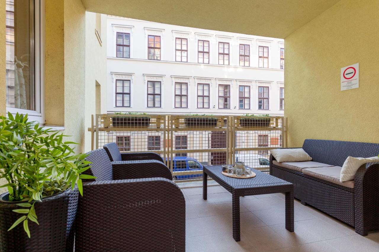 Gde Hollo Apartments Budapest Exterior foto